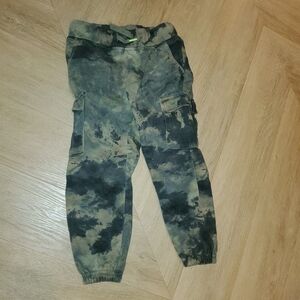 New Old Navy Kids Camouflage Joggers